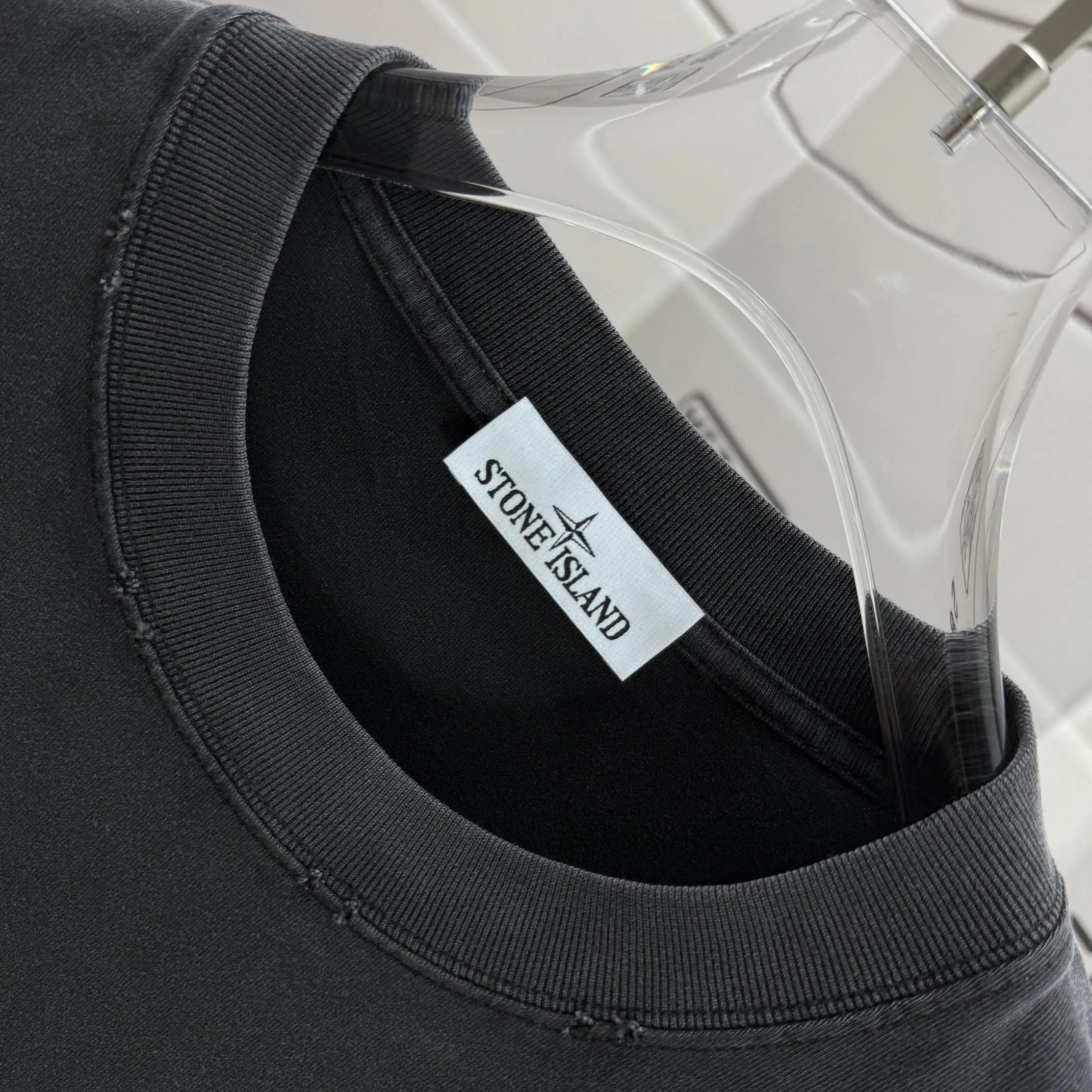 P160 Ston* islan* 石*岛 2025 autumn and winter new style, washed and worn 320g round neck short-sleeved tee, loose version for men and women, color: washed black, washed white, washed gray, washed brown gray Size: S M L XL XXL Size: S (90-130 catties) M (120-150 catties) L (140-165 catties) (160-180 catties) XXL (180-210 catties)